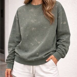 Wild Fable green acid wash crew neck sweatshirt